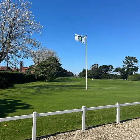 Apartment Entre Ocean Et Golf Anglet